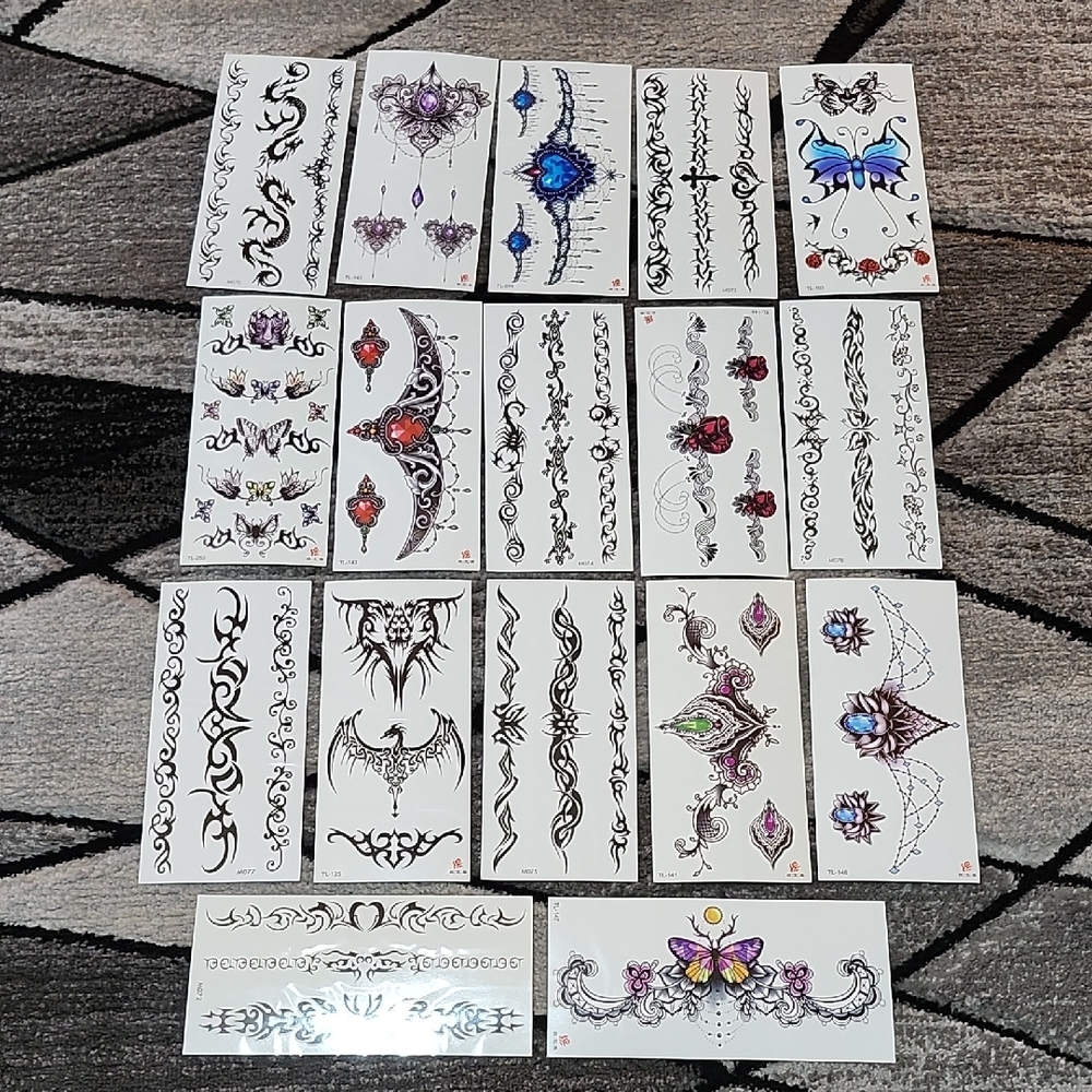 18 SHEETS OF VARIOUS DESIGNS 3-D TEMPORARY TATTOOS BODY ART UNISEX